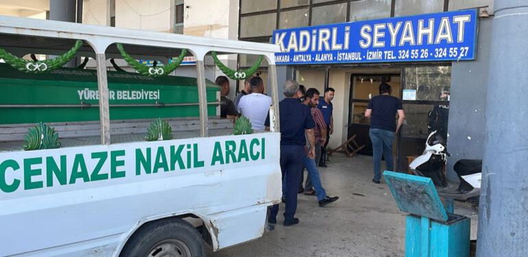Adana’da silahlı kavgada bir kişi yaşamını yitirdi!