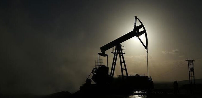 Afganistan’da Taliban-Çin ortaklığı! İlk petrol kuyusundan üretim başladı!