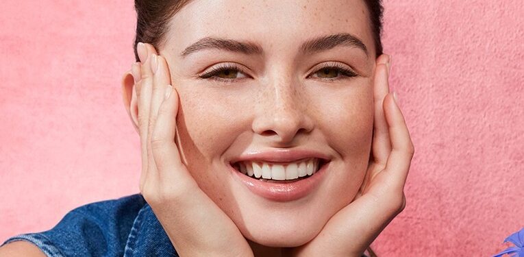 Cilt Tipiniz İçin En Uygun Kontür ve Fondöten Nasıl Seçilir?