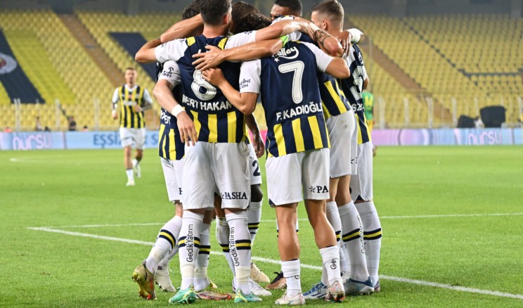 Fenerbahçe Zimbru’yu 5-0’lık skorla mağlup etti