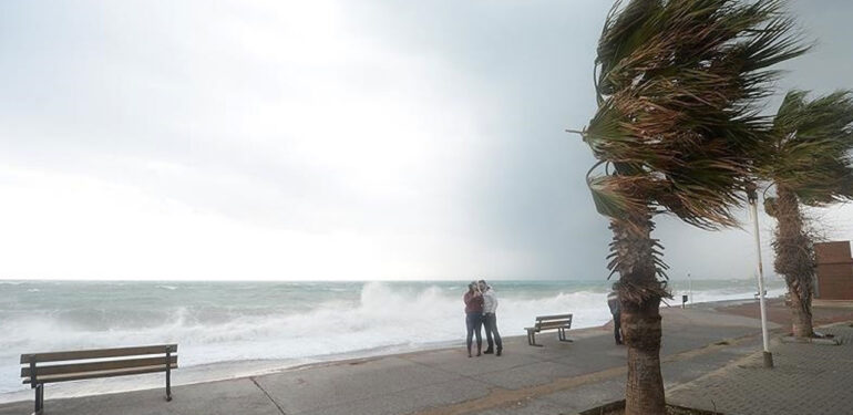 Güney Ege ile Batı Akdeniz için fırtına uyarısı!