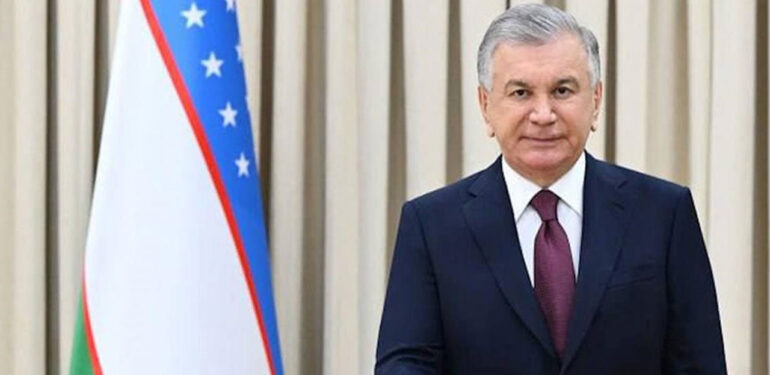 Liderler yeniden seçilen Özbekistan Cumhurbaşkanı Mirziyoyev’i tebrik etti