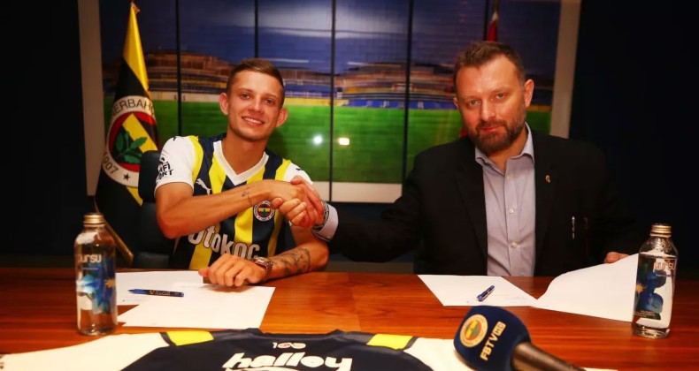 Sebastian Szymanski resmen Fenerbahçe’de!