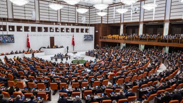 Kocamaz: Mersin’de çiftçiler kan ağlıyor