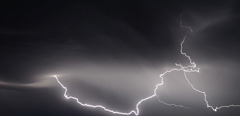 Norveç’te etkili Hans Fırtınası nedeniyle yüzlerce kişi tahliye edildi