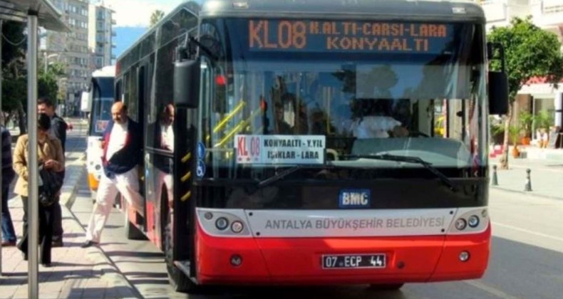Özel Halk Otobüsleri Birliği’nden 65 yaş üstü ücretsiz taşıma hizmeti için yeni teklif