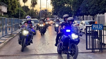 Mersin’de depremzedeleri dolandıranlara operasyon: 10 gözaltı