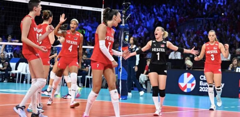 A Milli Kadın Voleybol Takımı Avrupa Şampiyonu!