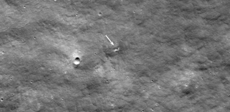 Rusya’nın aracı Ay’da 10 metrelik krater oluşturdu