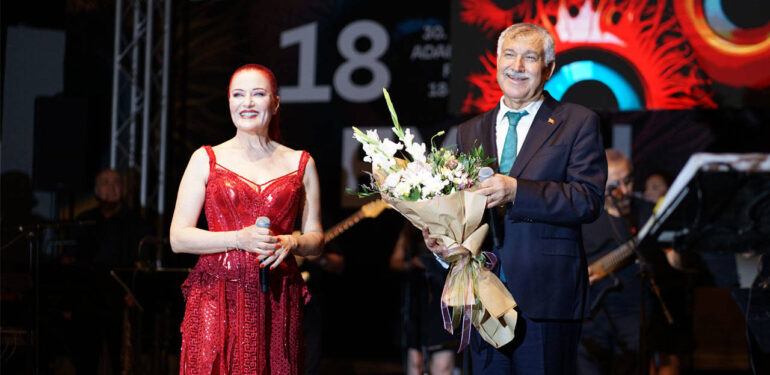 Uluslararası Adana Altın Koza Film Festivali’nde Emek Ödülleri verildi