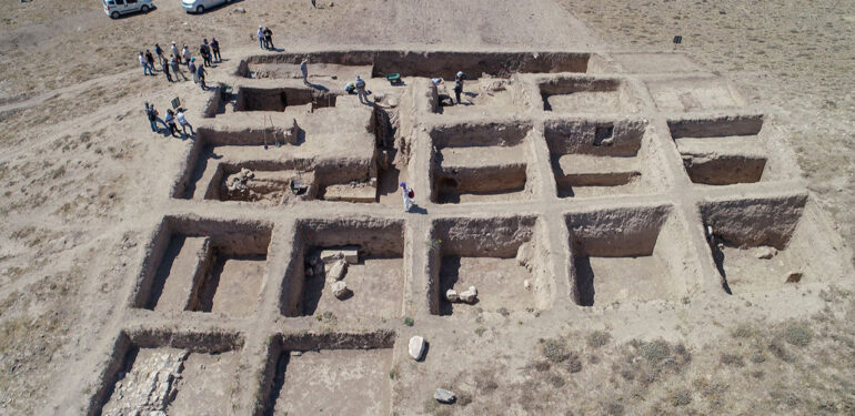 Van’da Urartular dönemine ait kalıntılar ortaya çıkarıldı