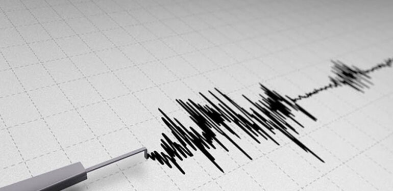 İzmir’de deprem oldu: AFAD’dan son dakika açıklaması…