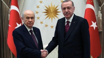 Kulis: “AKP; Adana, Mersin ve Manisa’da MHP adayını destekleyecek”