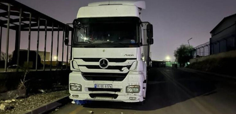 Ankara’da bir kişi tır ve dorse arasına sıkışarak hayatını kaybetti