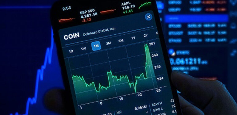 Yüksek kar vaadiyle 27 kişiyi dolandıran kadına 81 yıl hapis cezası