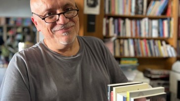 Geçmişten Geleceğe Tozlu Raflar: “Antik Sahaf ve Bizim İsmail Abi…”