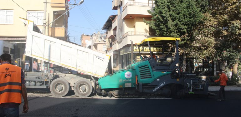 Mersin Yenişehir ve Toroslar’ da Toplam 1.850 Metre Uzunluğunda Yol Yenilendi