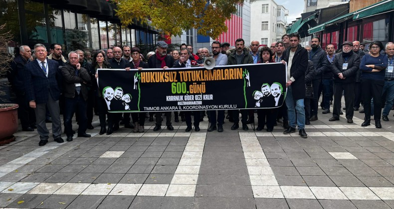 Adalet Nöbeti’nin 600. Gününde TMMOB Başkanı Emin Koramaz: “Hukuk Dışı Kararın Derhal Geri Alınmasını İstiyoruz”