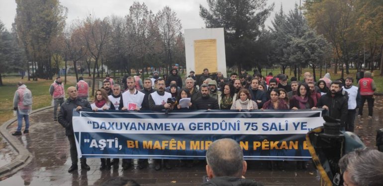 Diyarbakır’da İnsan Hakları Yürüyüşü Yapıldı
