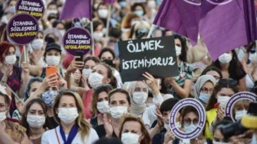 Mersin Mezitli’de kadın öğretmene saldırı