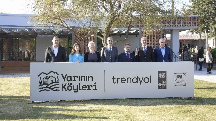 Trendyol ve UNDP İşbirliğiyle Düzenlenen ‘Yarının Köyleri’ Projesi Kapsamında Adana’da Kürkçüler Dijital Merkezi açıldı