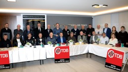 Diş Hekimlerine 2024 Plaketi