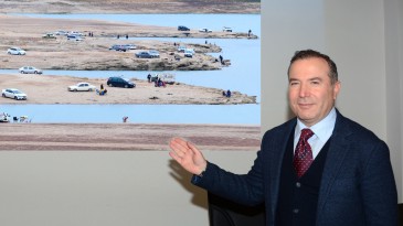 Prof. Dr. Selman Vefa Yıldırım’dan Foto Söyleşi; Gör(e)mediğimiz Göl