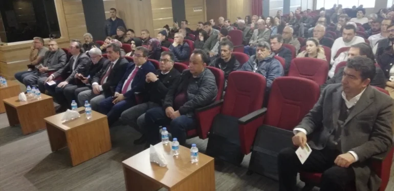 Tarsus’ta Üretici ve Çiftçilere Bilgilendirme Toplantısı Düzenlendi