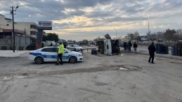 Adana’da Tarım İşçilerini Taşıyan Midibüs Devrildi