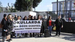 Adana Kadın Platformu’ndan ‘bir öğün ücretsiz ve sağlıklı yemek’ çağrısı