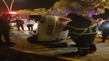 Adana’da Ağaca Çarpan Otomobilin Sürücüsü Yaralandı