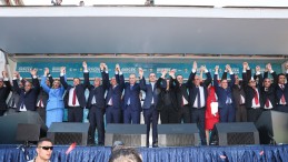 Kocaispir: “Adanalı billboard belediyeciliğine son verecek”