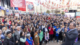 Mersin’de Vahap Seçer Mezitli Seçim Koordinasyonu açıldı