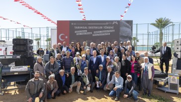 Vahap Seçer, Tarımsal Destekler Töreni’ne katıldı