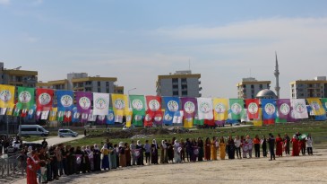 DEM Parti Adana Kadın Meclisi ve Özgür Kadın Hareketi’nden Şölen