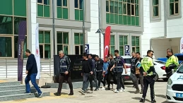 Adana’da eşini öldürdüğü iddiasıyla bir kadın tutuklandı
