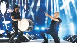Haluk Levent Adana’da sahne aldı