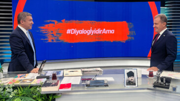 Vahap Seçer Halk Tv’deydi: “Türkiye’de siyaset tekrar dizayn ediliyor”