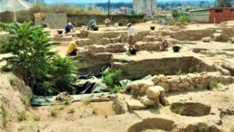 Tarsus’taki STK’lardan Bakanlığa ‘Gözlükule’ çağrısı