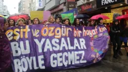 Kadınlar tepkili: “Erkeğin soyadına hayır”