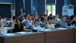 Mersin Çocuk Meclisi’nin ilk toplantısı yapıldı