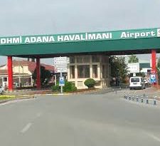 Şakirpaşa Havalimanı çevresindeki esnaf kepenk kapattı