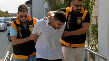 Adana’da ruhsatsız silah baskını: 1 gözaltı, çok sayıda ruhsatsız silah