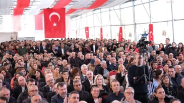 Adana Büyükşehir Belediyesi, ‘Güneş Enerjisiyle Çalışan Akıllı Sera’ açtı