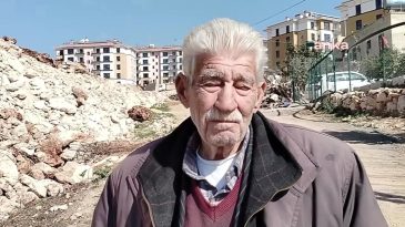 Mersin’de hafriyat kamyonunun döküm yaptığı esnada bir vatandaş yaralandı
