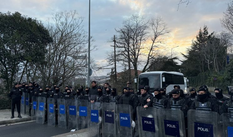 İstanbul’da büyük operasyon: Ekrem İmamoğlu ve ekibi gözaltına alındı