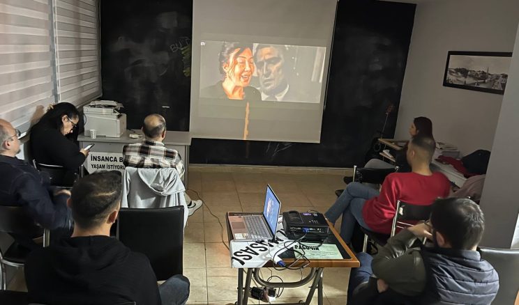 Toros Semt Evi’nde “Medusa’nın Salı” belgesel gösterimi düzenlendi