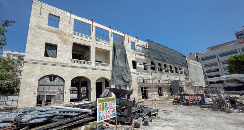 Mersin’in simge yapısı Taş Bina, Kent Müzesi’ne dönüşüyor