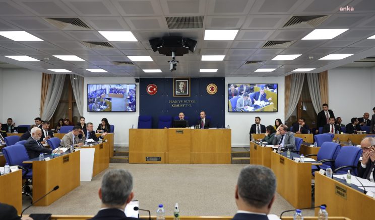 CHP’li Şevkin: “AYM’nin iptal ettiği kararlarla zaman kaybediyoruz”
