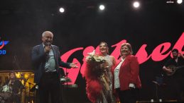 Adana’da 19 Mayıs meşaleli kortej ve konserle kutlandı